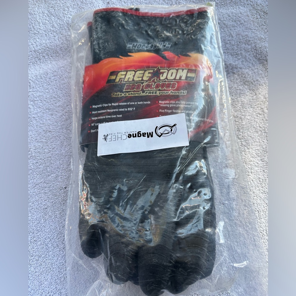 Freedom BBQ Heat-Resistant Gloves - Black